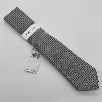 Calvin Klein Silver Mini Bullseye Silk Blend Neck Tie 57 X 3 NEW - Image 1 of 4
