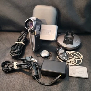 WORKING SANYO Xacti VPC-HD1 Waterproof Digital Video Camcorder Silver HD W/ Box - Picture 1 of 9