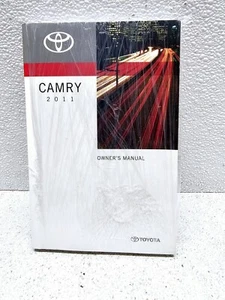 Toyota Camry 2011 manual de instrucciones del propietario guía de información de fábrica con estuche - Imagen 1 de 10