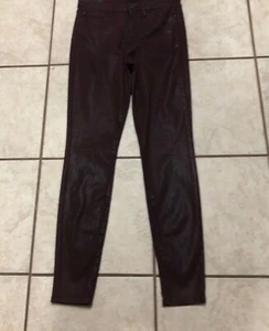 NWT WOMAN'S "27" GUESS 1981 HIGH RISE MAROON GLOSS POWER SKINNY JEANS MSRP 138 - Picture 1 of 11