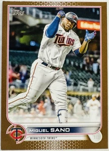 2022 Topps Serie 1 Miguel Sano #123 Gold Parallel/2022 Minnesota Twins - Imagen 1 de 2