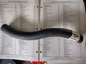 LOWER / BOTTOM RADIATOR COOLANT HOSE - FITS: VOLKSWAGEN GOLF MK1 & SCIROCCO - Picture 1 of 3