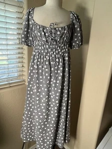 SOPHIE RUE Womens M Dress Gingham Daisy Print Black White Smocked - Picture 1 of 10