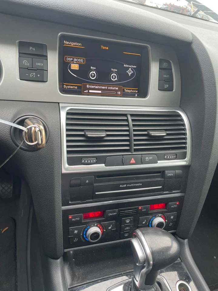 2014 AUDI Q7 DASH NAVIGATION GPS INFORMATION DISPLAY SCREEN OEM 8R0919604A - Image 1 of 4