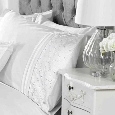 Set Di Copripiumino Singolo Ricamato Floral Everdean - Bianco - Immagine 1 di 3