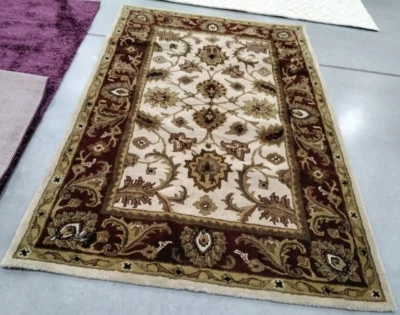 IVORY / RED 5' X 8' Broken Thread Rug, Reduced Price 1172734674 CL244D-5 - Image 1 of 4