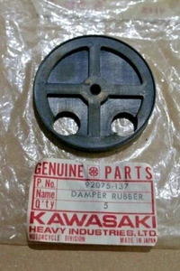 Gomma ammortizzatore riflettore forcella Kawasaki F9 F7 F6 1971-1975 NOS OEM 92075-137 - Foto 1 di 5