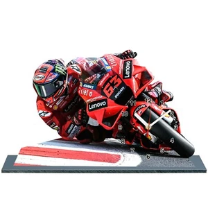 BAGNAIA FRANCESCO MOTO GP 2021 DUCATI EN HORLOGE SUR SOCLE, 01 - Picture 1 of 1