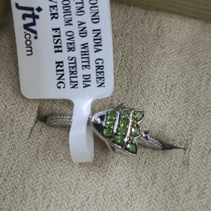 New Jtv 0.15ctw Green White Diamonds Angle Fish Sterling Silver 925 Ring Size 10 - Picture 1 of 10