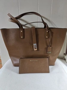 Michael Kors Karson Large Carryall Tote Pebbled Leather mit passender Geldbörse - Bild 1 von 10