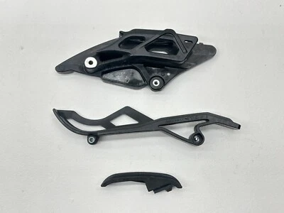 Nuevo 2024 Husqvarna FC450 Protector de Guía de Cadena Deslizante OEM Guías Deslizable Moto de Suciedad FC Foto 1 de 3