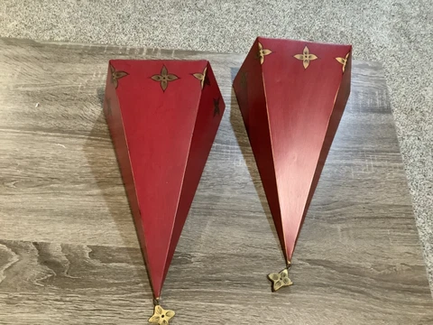 pair of decorative metal wall sconces Cover