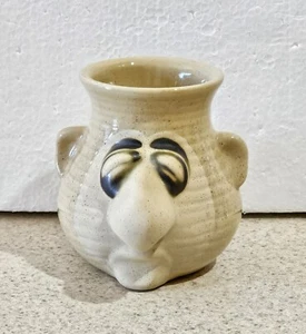 Vintage Peter Petrie Tasse Becher Kunstkeramik lustig Eiertrenner große Nase signiert - Bild 1 von 11