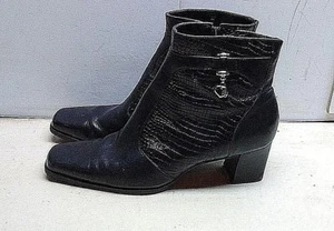 Coldwater Creek Tiana Black Leather Booties Ankle Boot Zipper Women's Shoe 8M 39 - Picture 1 of 12