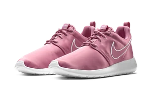 Nike Roshe One (GS) 599729 618 Elemental Pink/Elemental Pink New Kids Size 5Y - Picture 1 of 11