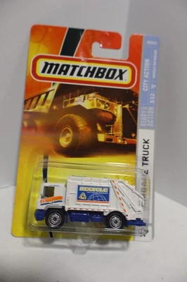 Camión de basura Matchbox #47 City Action reciclado blanco listo para la acción Foto 1 de 3