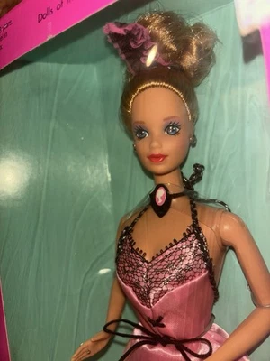 1990 Mattel Dolls Of The World 2nd Edition PARISIAN Barbie #9843 - Image 1 of 4