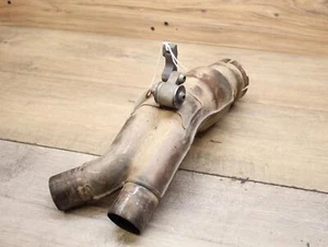 04-06 YAMAHA YZF R1 EXHAUST MIDPIPE MID MIDDLE PIPE - Picture 1 of 6