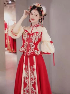 Abito da sposa rosso Xiuhe abito da sposa Cheongsam stile cinese set dimagrante - Foto 1 di 6