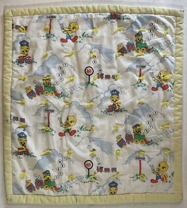 Vtg 1988 Warner Bros Looney Tunes Tweety Bird Baby Lovey Quilt Blanket 23" x 22" - Picture 1 of 9