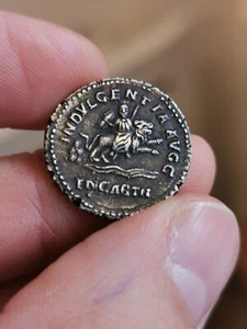 Caracalla, Denier, Rome, INDVLGENTIA AVGG IN CARTH RIC 130a - Imagen 1 de 4