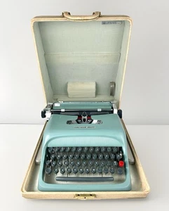 Vintage Olivetti Underwood Studio 44 Typewriter With Case Tested - Picture 1 of 9