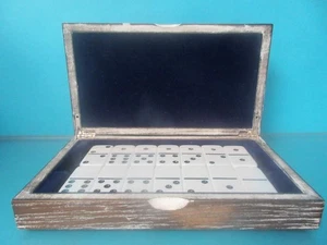 28 PIECE NEW DOMINOES SET DOUBLE SIX IN SWING DESIGN WOODEN CASE WOOD FANCY - Picture 1 of 14