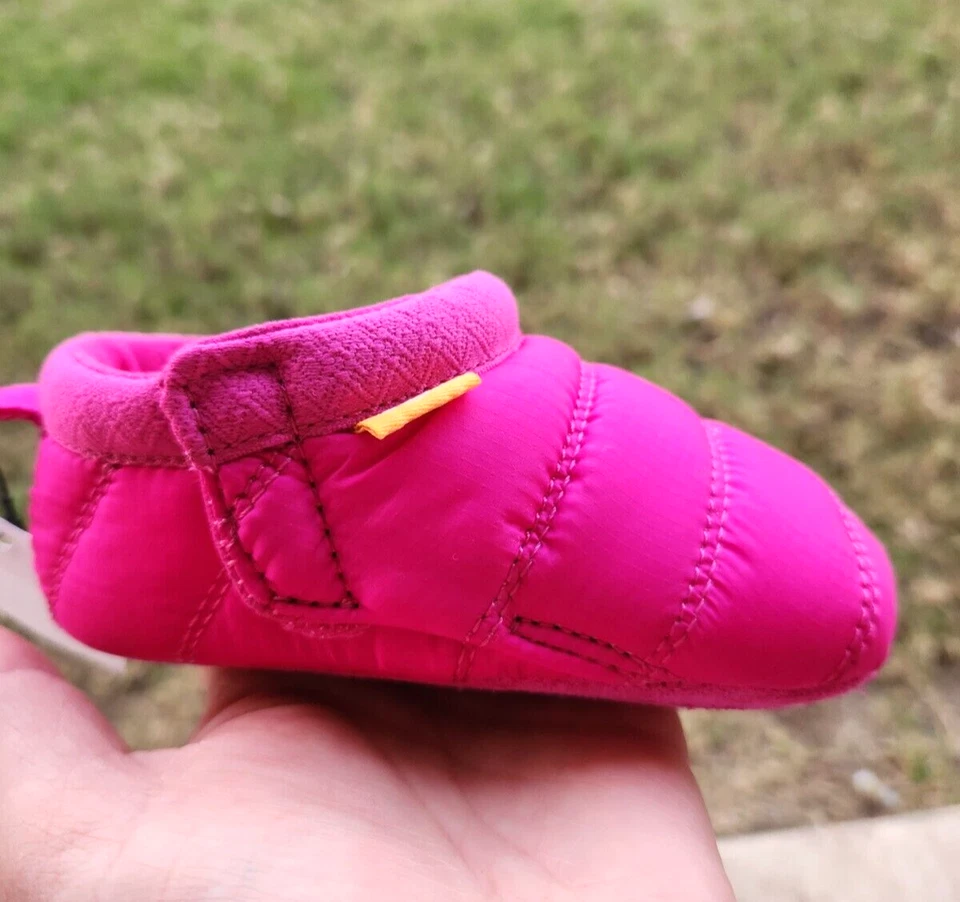 UGG Tasman LTA «Rock Rose» девочек совершенно новый новорожденных 0/1C - Изображение 1 из 4