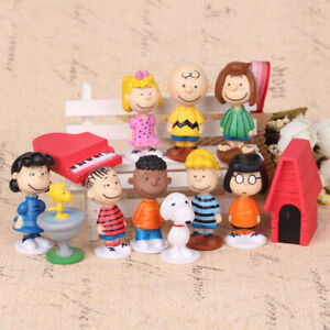 Peanuts Charlie Brown Snoopy Lucy Franklin Figure Cake Topper Play Set Toy 12Pcs