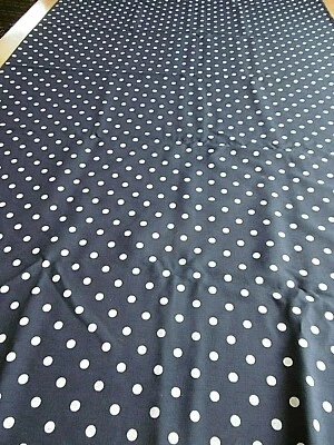 Piece de tissu bleu marine a pois blancs ( 180 x 154 cms ) - Photo 1/4