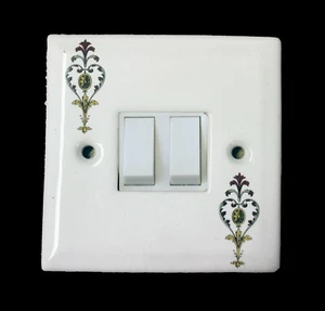 1 x White Porcelain Double Light Switch Daisy Chain Design - Picture 1 of 1