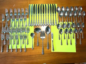 Oneida Shelley Heirloom Cube Stainless Steel Flatware 64 Pc Serves  12 - 1 tsp - Picture 1 of 13