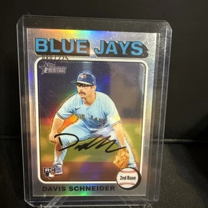 2024 Topps Heritage High Number - Davis Schneider rifrattore cromato /225 (RC)🔥 - Foto 1 di 2