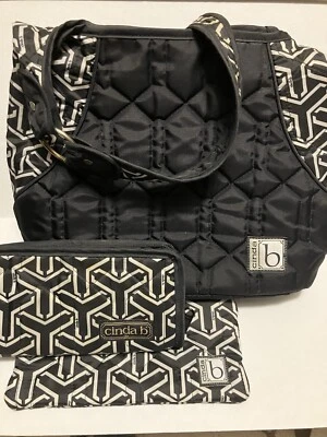 cinda b  Foto 1 de 4