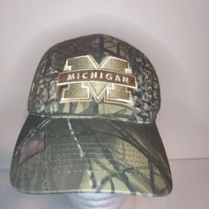 Baseballmütze Kappe University of Michigan tarnfarben Wolverines fesselnde Kopfbedeckung UM - Bild 1 von 9