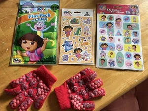 Dora The Explorer Red Toddler/preschool Size Gloves +NIP Fun Play Pack+Stickers - Picture 1 of 9