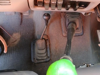 Used Manual Transmission Shifter Assembly fits: 2005 Ford F350SD PICKUP  Grade A Foto 1 de 4