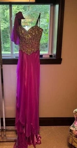 Purple Beaded Milano Pageant Gala Gown Dress NWT some yellowing sz 4 Sale! - Picture 1 of 5