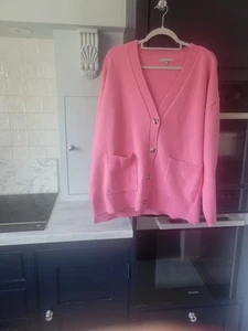 Oliver Bonas Women's Pink Jumper. - Picture 1 of 2