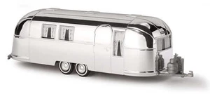 HO 1:87 Busch # 44982 - 1958 - 2-Axle Airstream  Caravan Trailer - Chrome - Picture 1 of 1