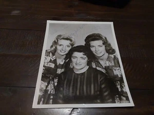 MAYBELLE CARTER JUNE HELEN Signed Photo THE CARTER FAMILY Country Music WSM Opry - Picture 1 of 9