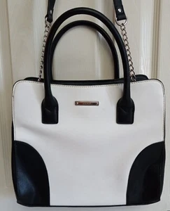WOMEN'S NINE WEST BLACK & WHITE CHAIN SHOULDER OR HAND BAG PURSE - Picture 1 of 23