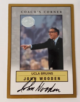 2001 Fleer Greats of The Game Coach's Corner John Wooden UCLA HOF AUTO 64/100 - Image 1 of 4