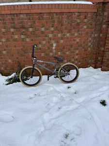 BMX - Picture 1 of 3