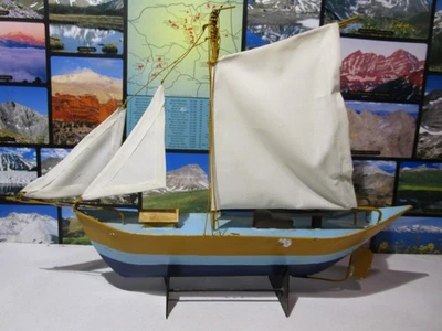 Velero soldado de metal vintage de 12" de alto, grado Hobby, no Tamiya Foto 1 de 4