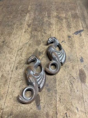 Vermont Castings Intrepid Defiant Estufa Hierro Fundido Dragones Estante Soportes Acabados Foto 1 de 4