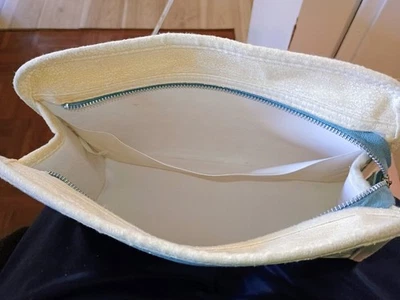 Vintage 1978 Cute Retro Makeup Bag AVON SKINPLICITY ZIPPERED TOTE 10 Inch  - Image 1 of 4