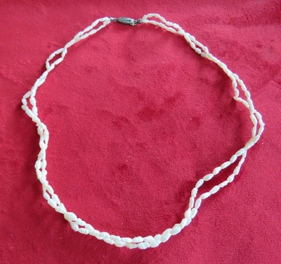 Collana Di Perle Di Acqua Dolce A Due File Con Chiusura In Argento - Immagine 1 di 4