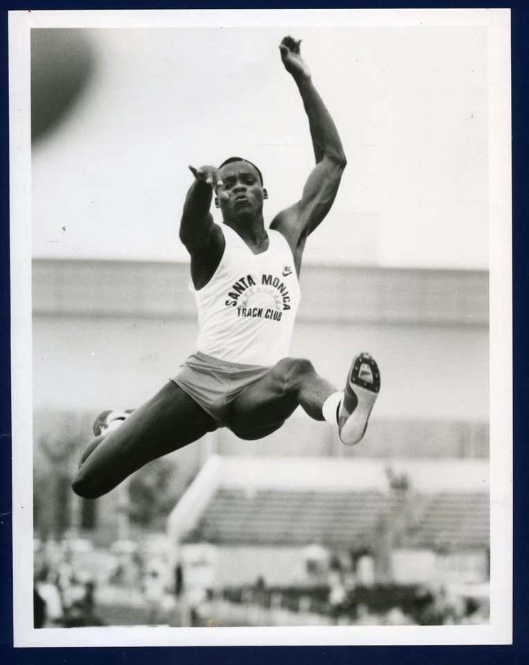 1984 Original Vintage CARL LEWIS Type 1 photo ! Summer Olympics ! Historic ! 🔥 - Image 1 of 2