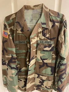 US Army Military BDU Shirt Woodland Camo Coat Shirt Medium/Regular W/ Patches S2 - Picture 1 of 8